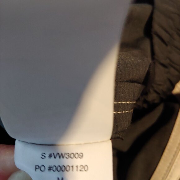 Vuori Women's Cardiff Short Charcoal Performance Activewear M - Picture 8 of 8